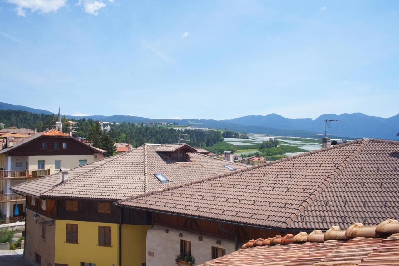 La Casa Altrui- Camere E Zona Relax Con Giardino Coredo Eksteriør billede