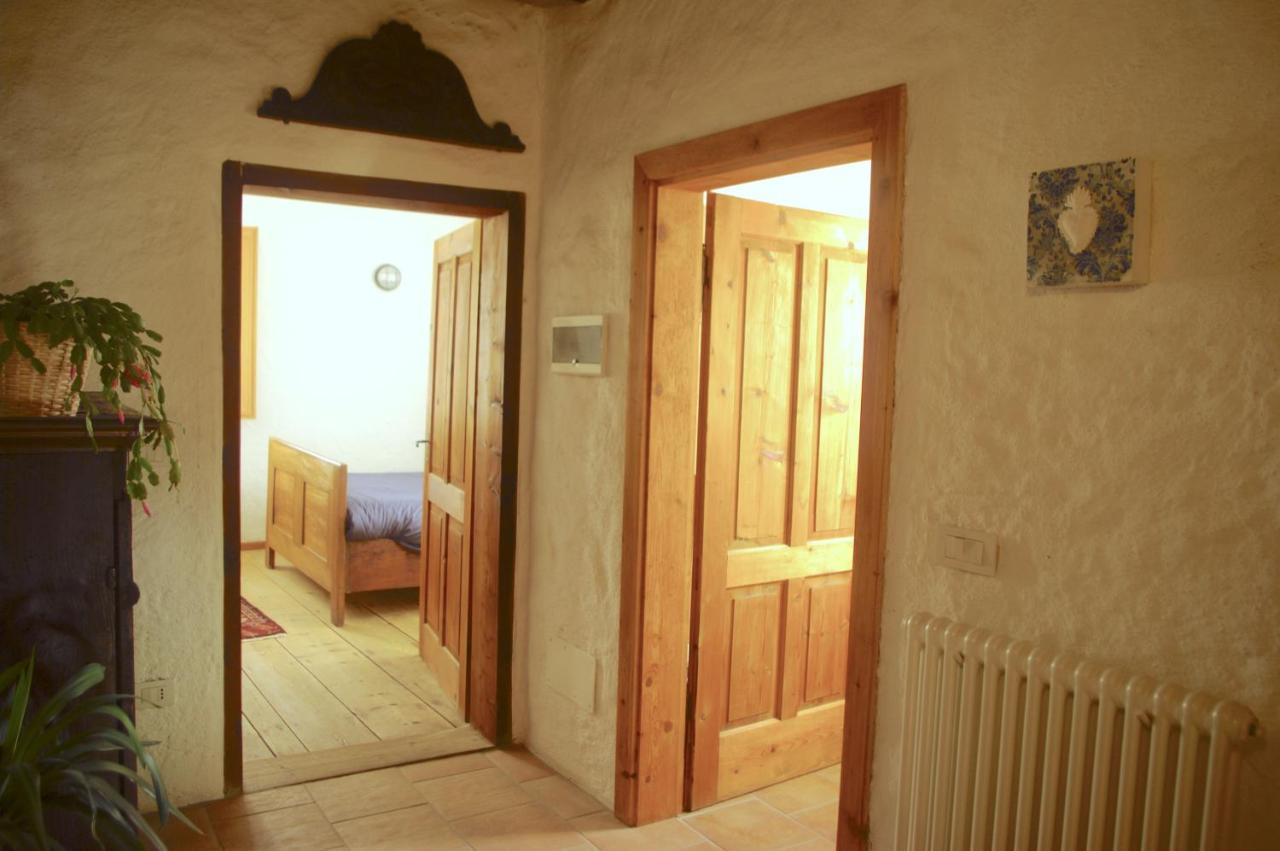 La Casa Altrui- Camere E Zona Relax Con Giardino Coredo Eksteriør billede