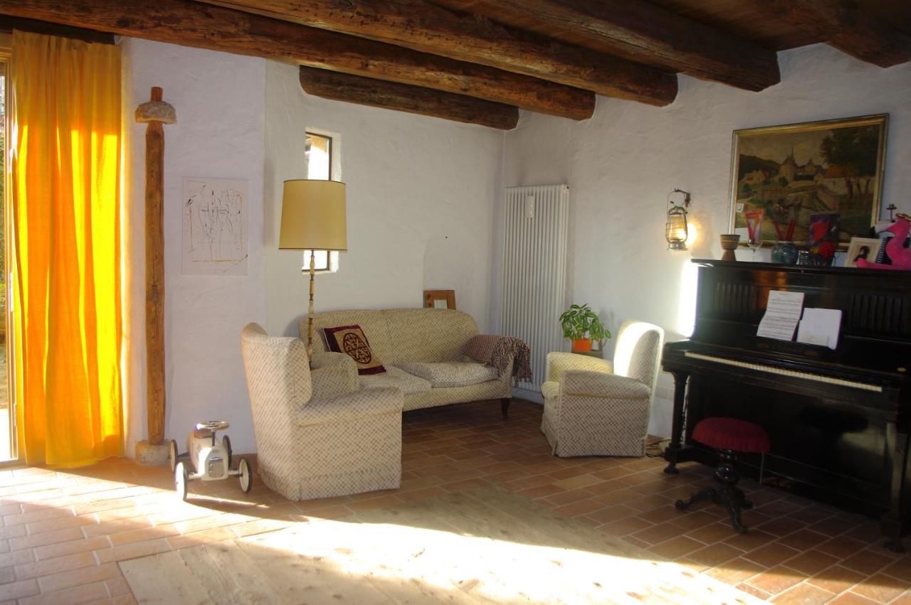 La Casa Altrui- Camere E Zona Relax Con Giardino Coredo Eksteriør billede
