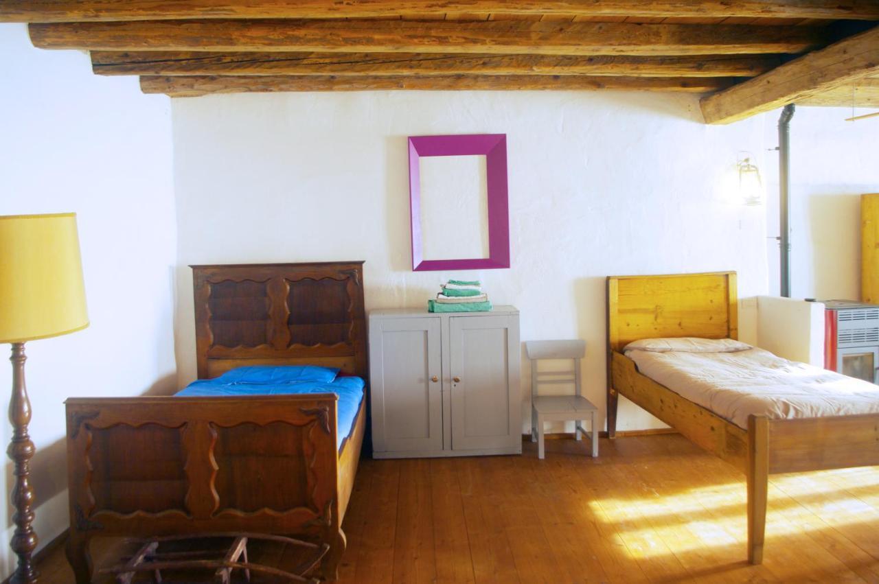 La Casa Altrui- Camere E Zona Relax Con Giardino Coredo Eksteriør billede