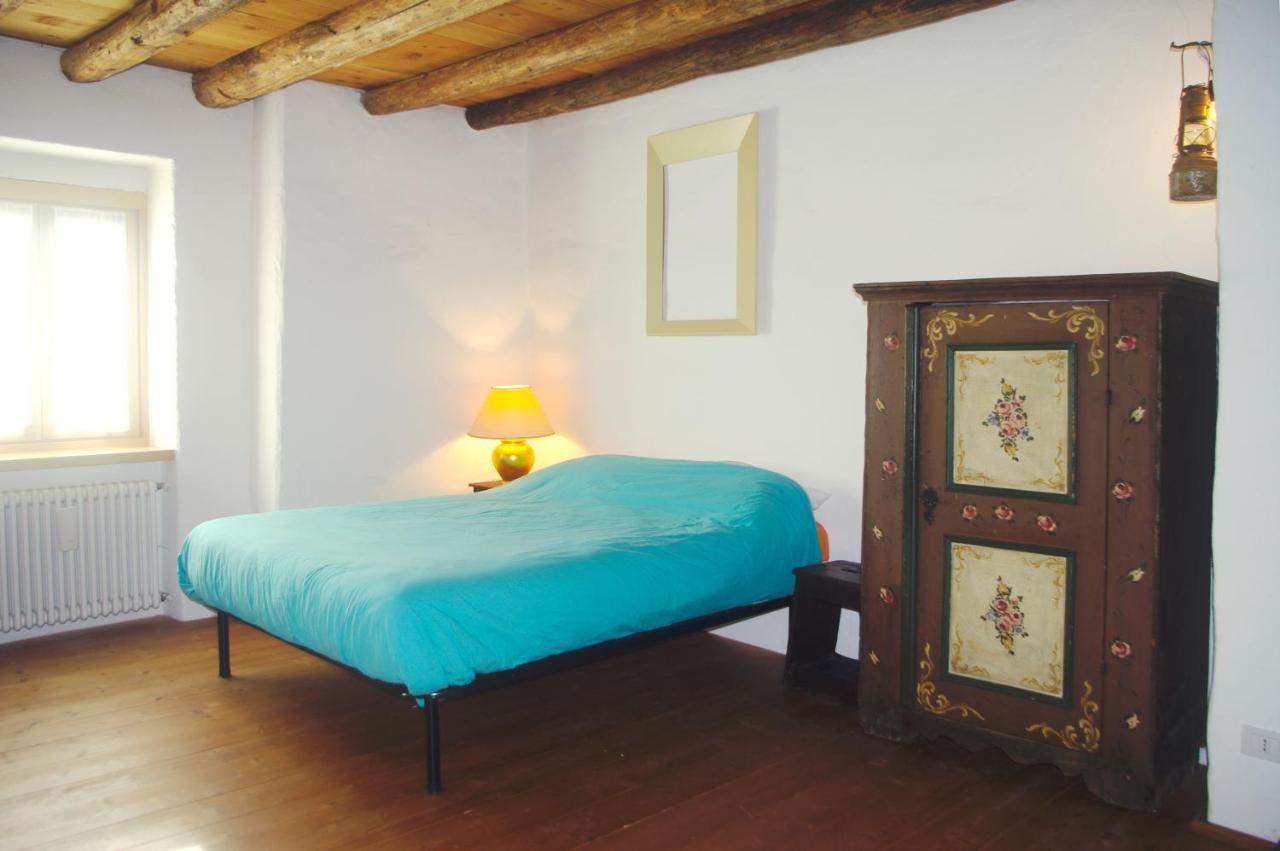 La Casa Altrui- Camere E Zona Relax Con Giardino Coredo Eksteriør billede